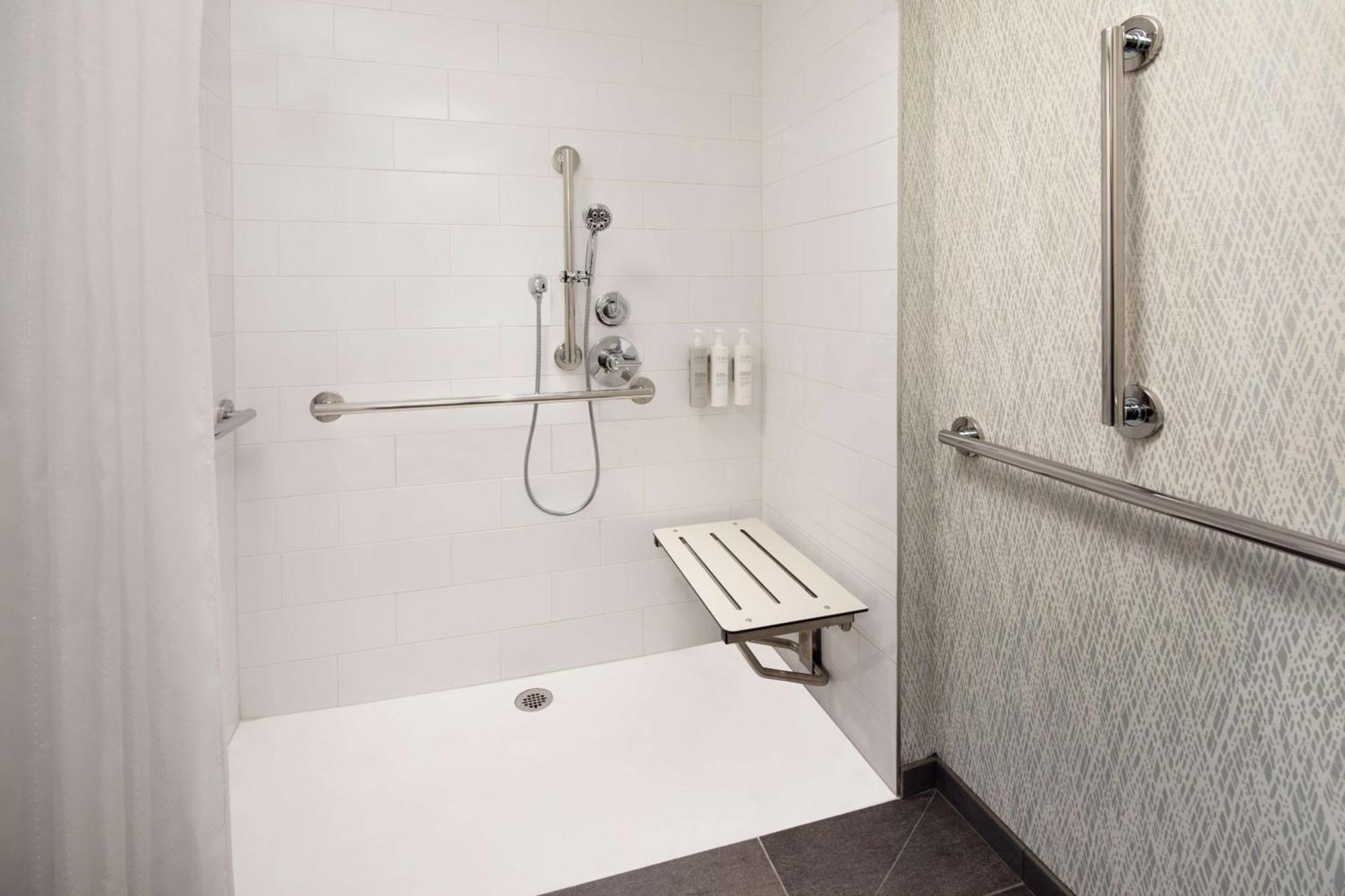 Home2 Suites By Hilton New York Times Square 外观 照片