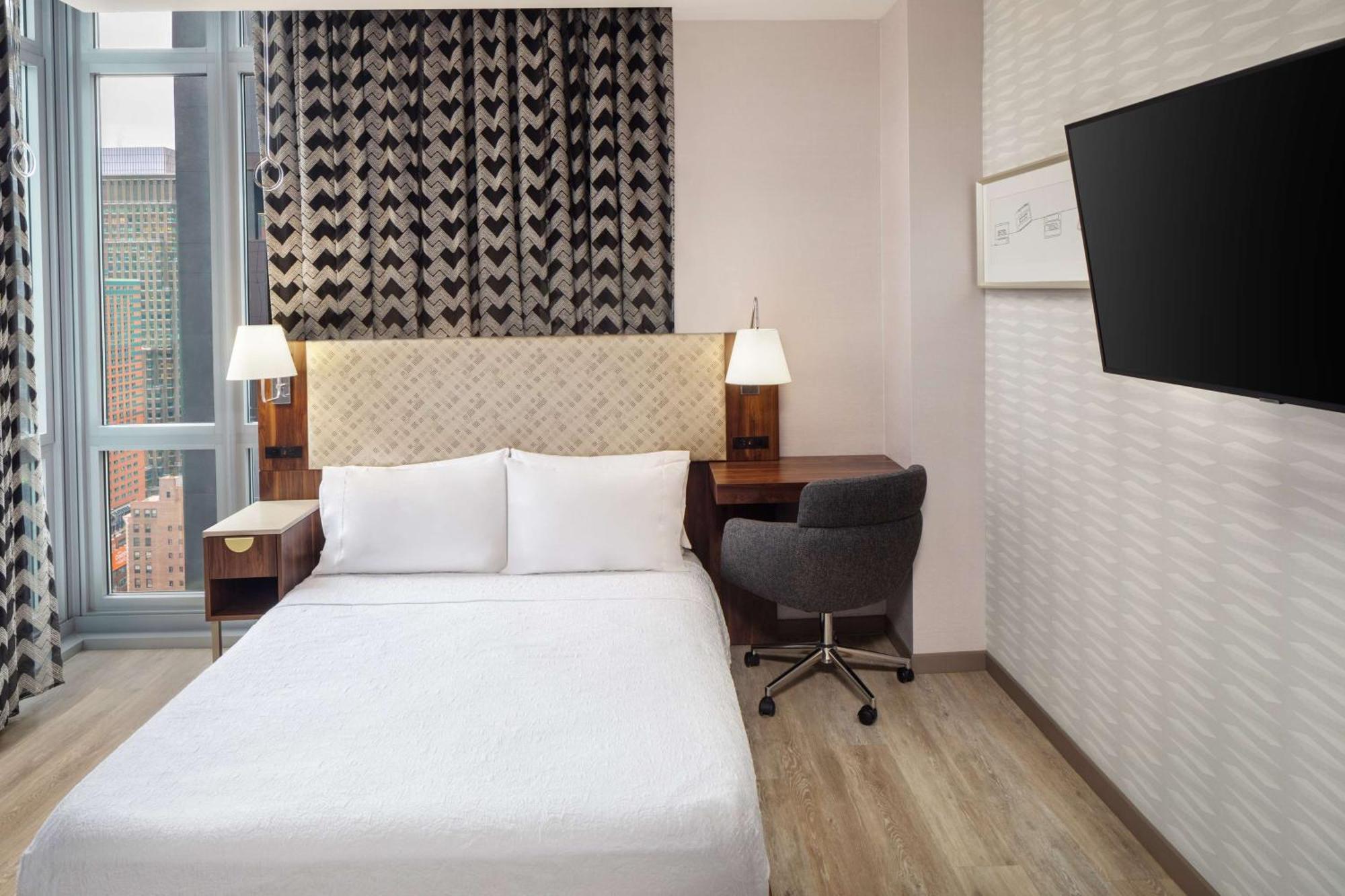 Home2 Suites By Hilton New York Times Square 外观 照片
